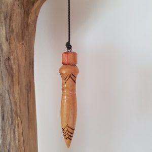 penduleegyptienenboisderose