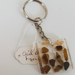 Porte clef orgonite oeil de tigre cristal de roche et feuille d'or