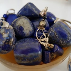 lapis lazuli ondorama bien etre pierres roulées etc...