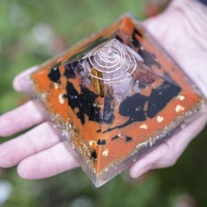 orgonite pyramide ondes electromagntiques 9.5cm ondorama bien etre