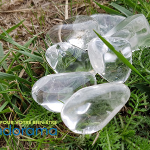 Cristal de roche en pierres roulées