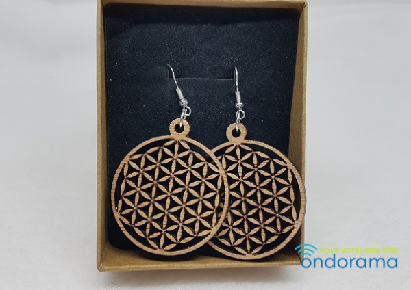 boucles d'oreilles en bois Fleur de Vie