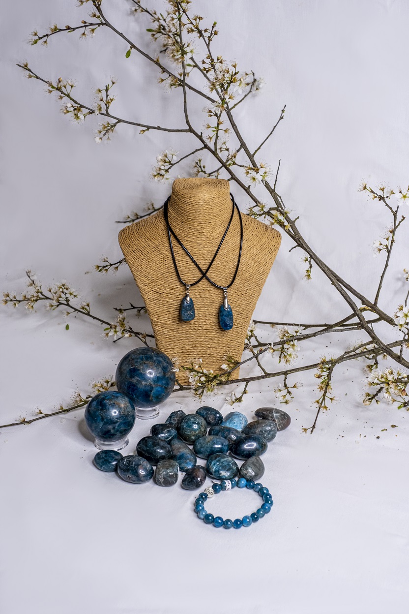 apatite-bleue-story-pierre-roulée-ondorama-bien-etre