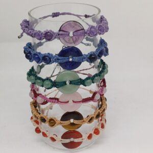 bracelets macramé et pierres naturelles avec un donut Ondorama bien etre