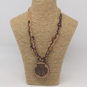 Collier en macramé avec médaillon coquille St Jacques Ondorama bien Être
