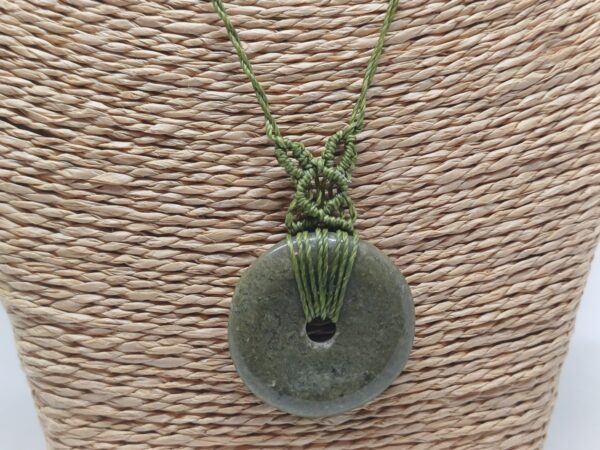 pendentif macramé opale verte fossilisée Ondorama Bien Être